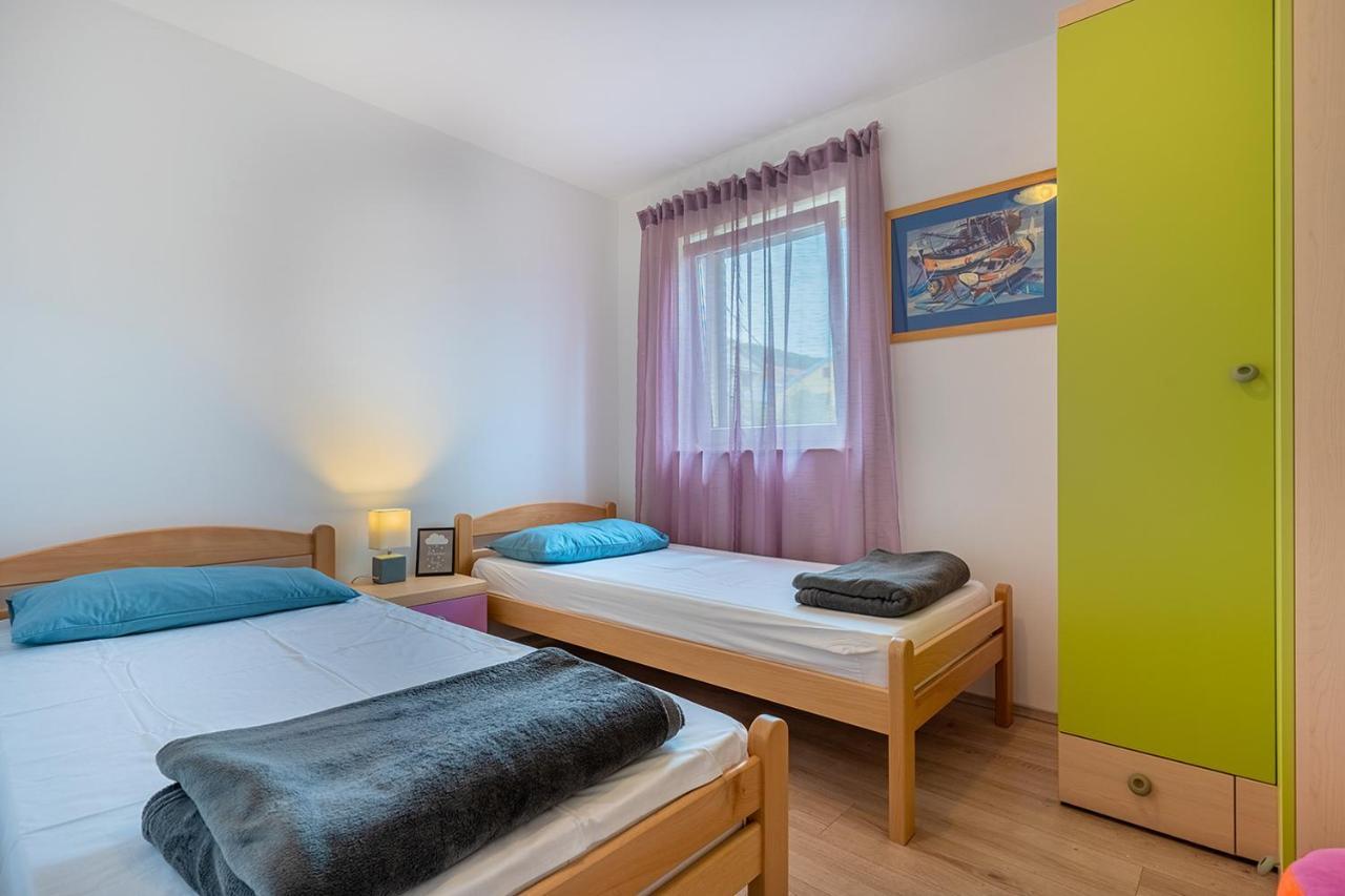 Apartmani Utmar Црес Экстерьер фото