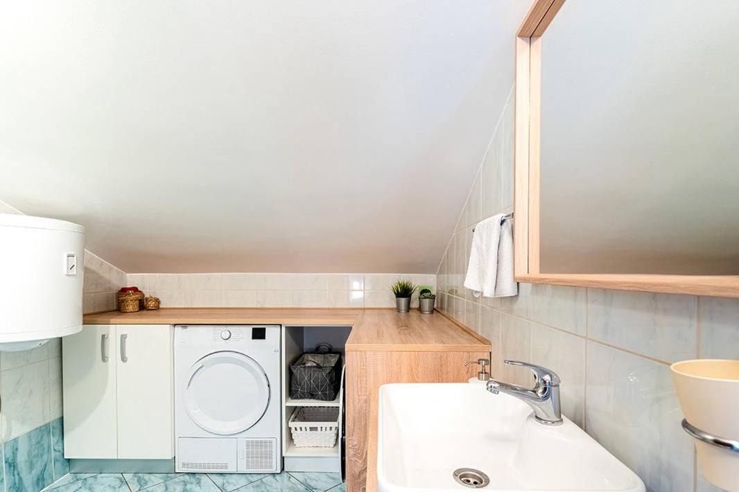 Apartmani Utmar Црес Экстерьер фото